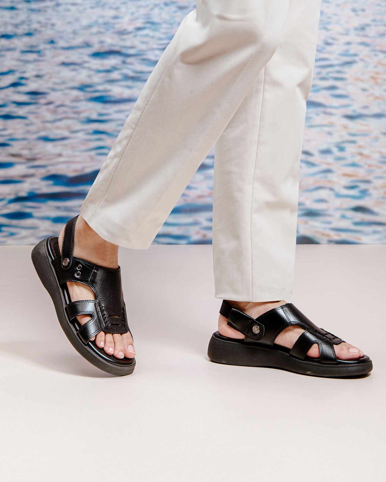 Giày Sandals Đông Hải Quai Ngang Cut-out Thoáng Khí-S3229-Đen Color1