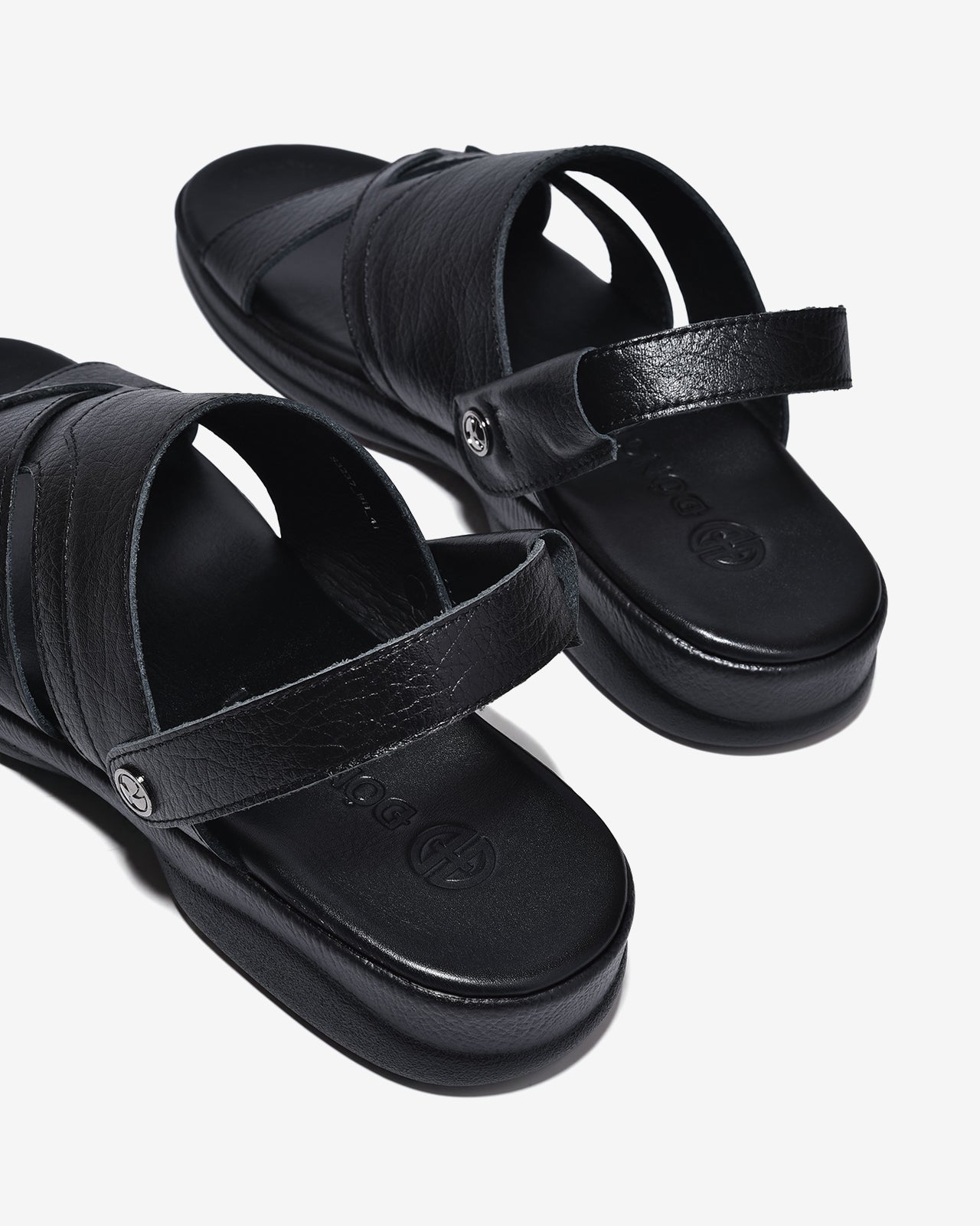 Giày Sandal Đông Hải Êm Mềm Đế 3cm Quai Chéo-S3237Đen Color1