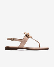 Sandal Kẹp Nữ Đông Hải Đính Hoa-S5912Kem Color1First