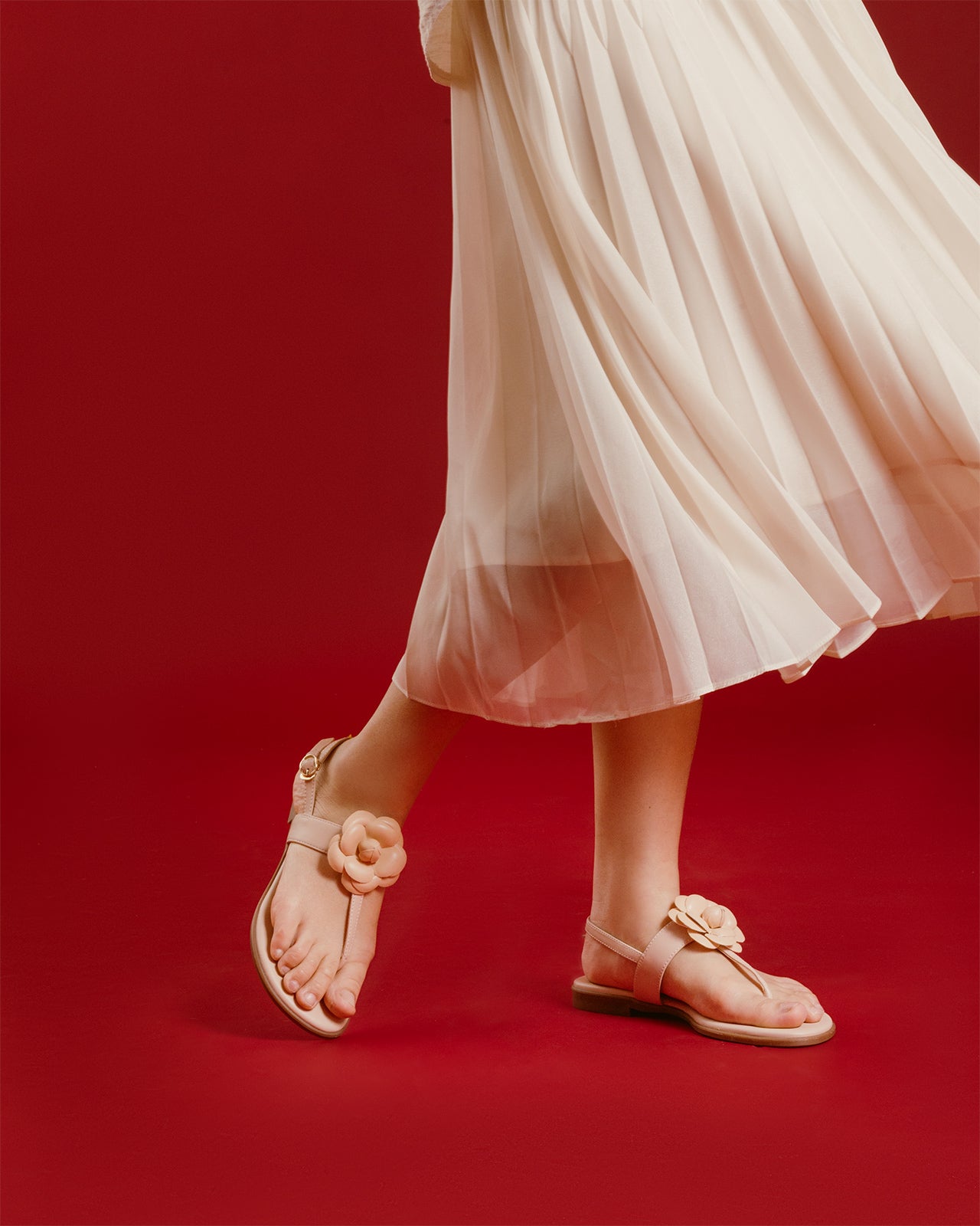 Sandal Kẹp Nữ Đông Hải Đính Hoa-S5912Kem Color1