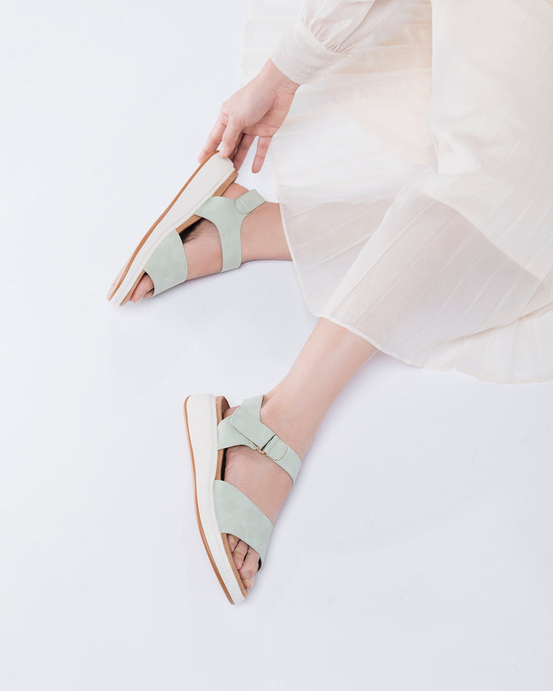 Giày Sandal Zucia Quai Ngang Bảng To-SHLD5-Xanh Lá Color1