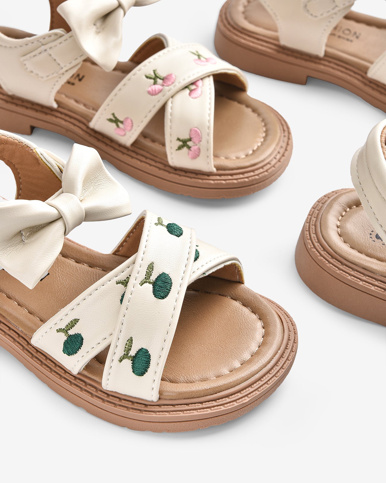 Giày Sandals Trẻ Em Quai Ngang Đan Chéo-SHS03-Xanh Lá Color1