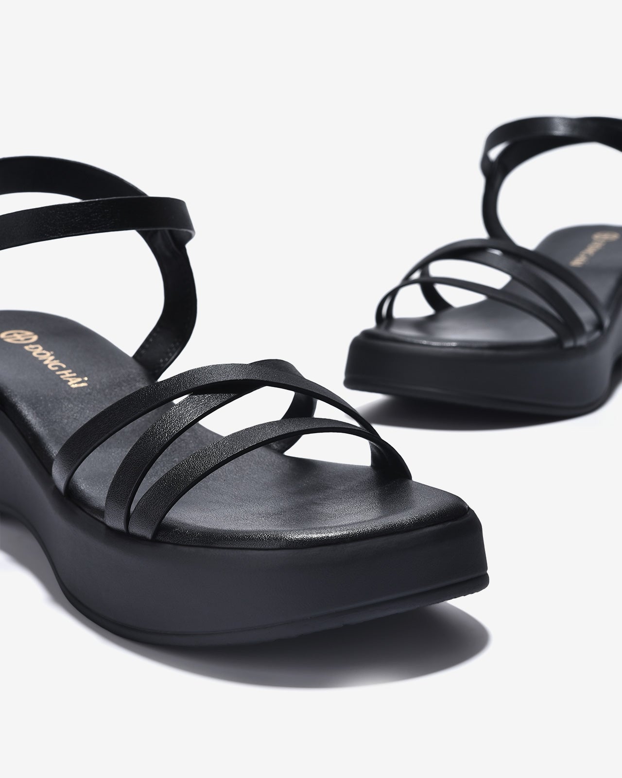 Sandals Đế Xuồng Đông Hải Quai Mảnh Đan Chéo-S32D1Đen Color1