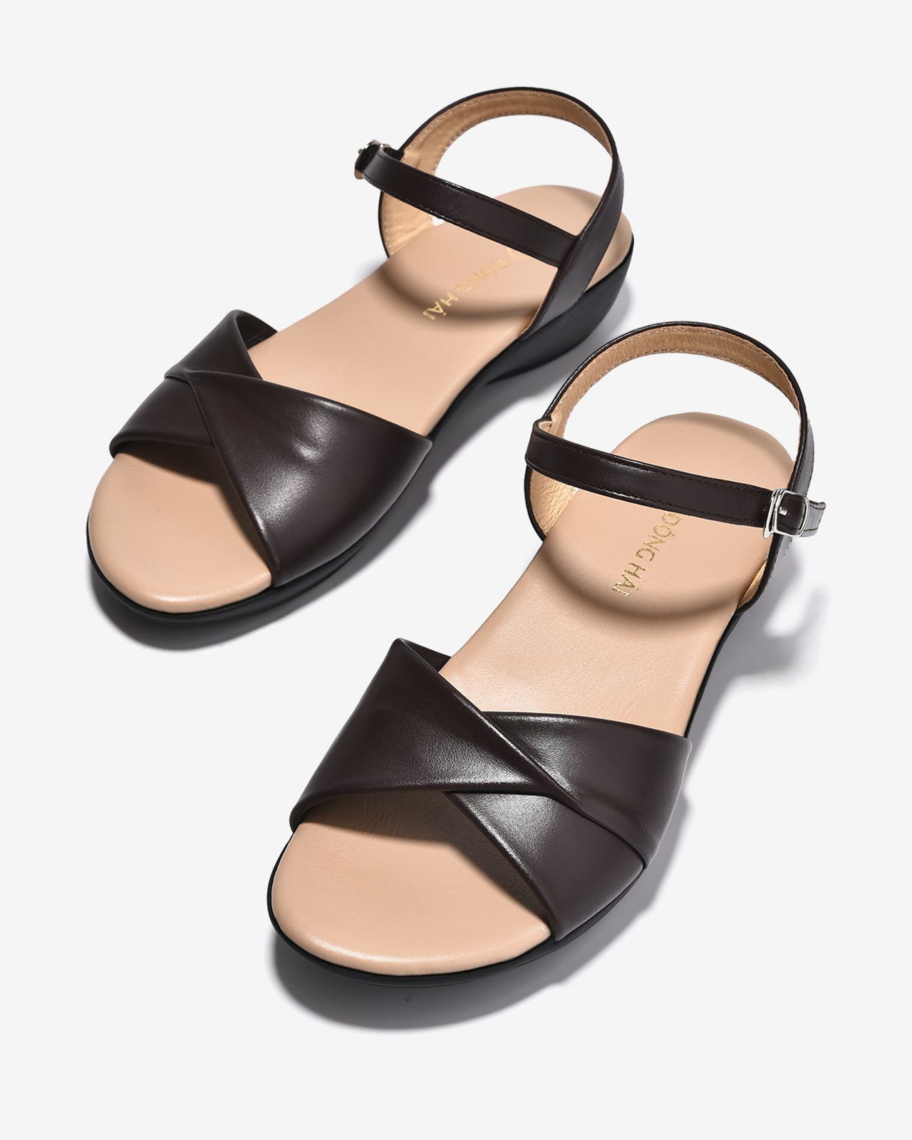 Sandal Xuồng Đông Hải Quai Xoắn-S32I2Nâu Color1