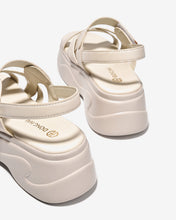 Sandal Nữ Đông Hải Quai Chéo Đế Xuồng 7cm-S32J1Kem Color1