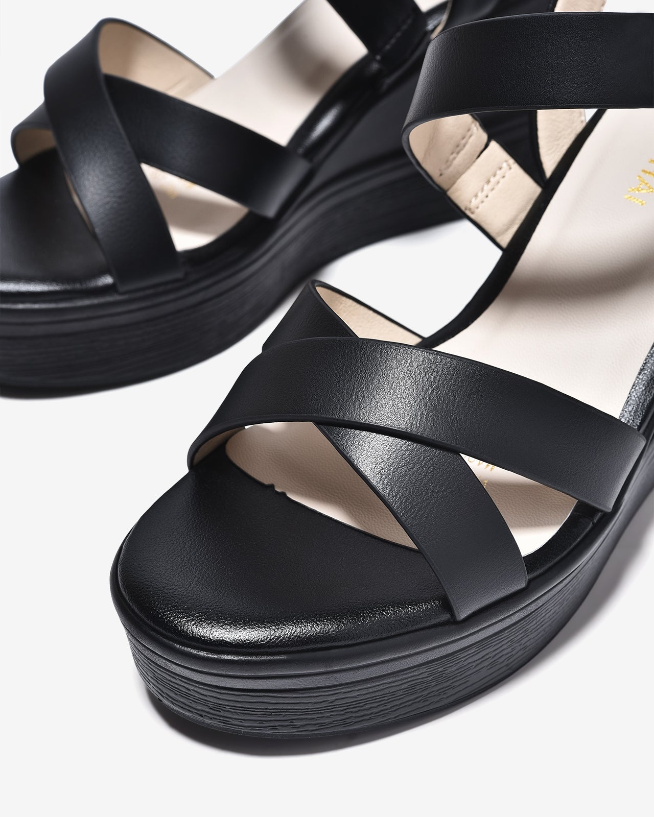 Sandal Xuồng Đông Hải 9cm Quai Đan Chéo-S5874Đen Color1