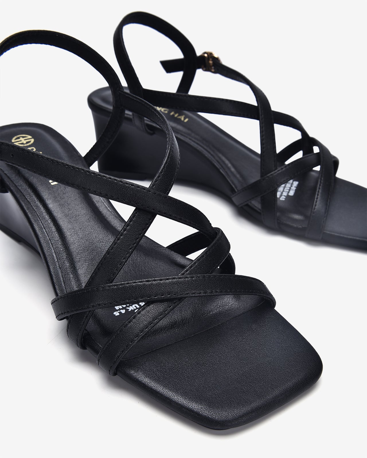 Sandals Xuồng Đông Hải Quai Mảnh Đan Chéo-S81M9Đen Color1