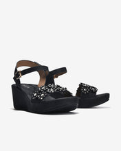 Giày Sandal Cao Gót Zucia Quai Ngang Đính Hoa-SHLK2Đen Color1