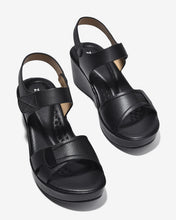 Sandal Xuồng Zucia Đế 7CM Quai Khóa-SHLN8Đen Color1