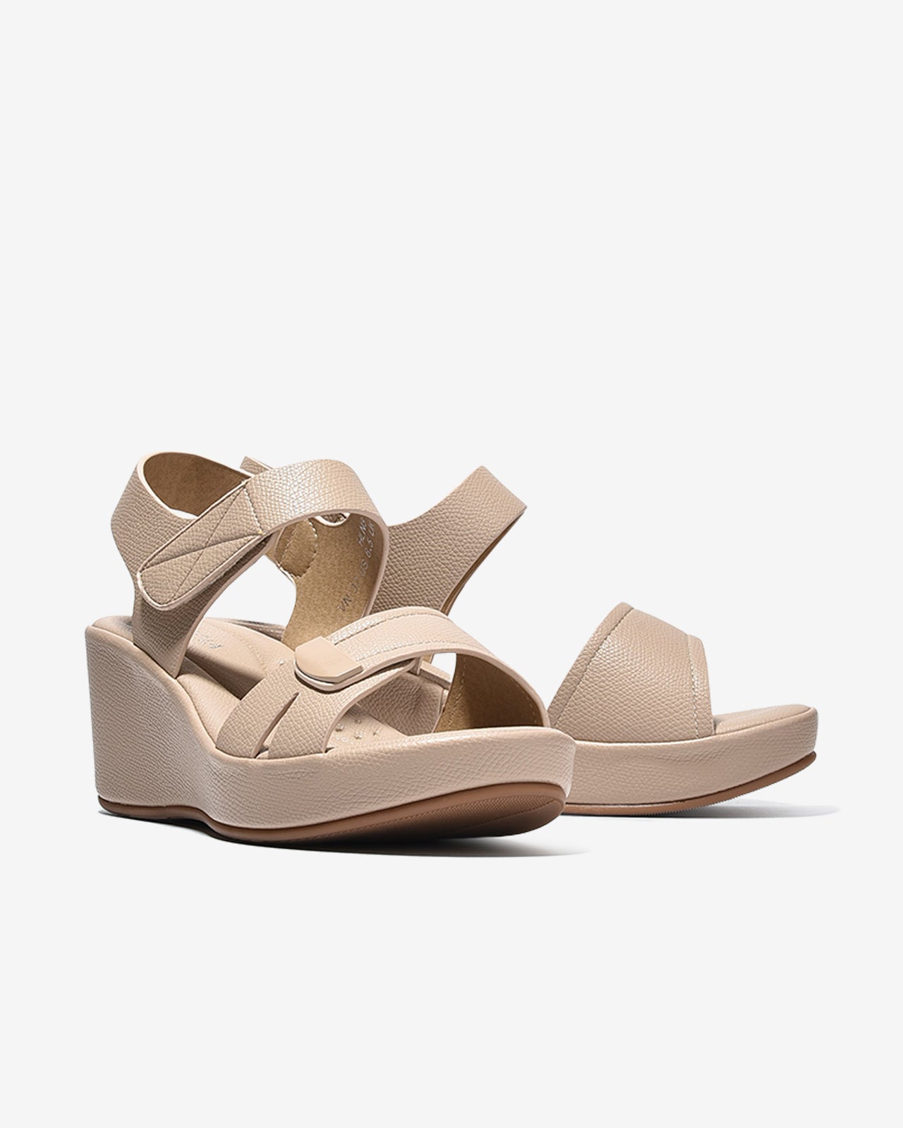Sandal Xuồng Zucia Đế 7CM Quai Khóa-SHLN8Kem Color1
