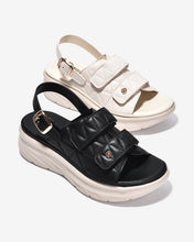 Giày Sandal Xuồng Nữ Zucia Quai Đôi Chần Bông Hoạ Tiết Caro-SRXC3-Đen Color1