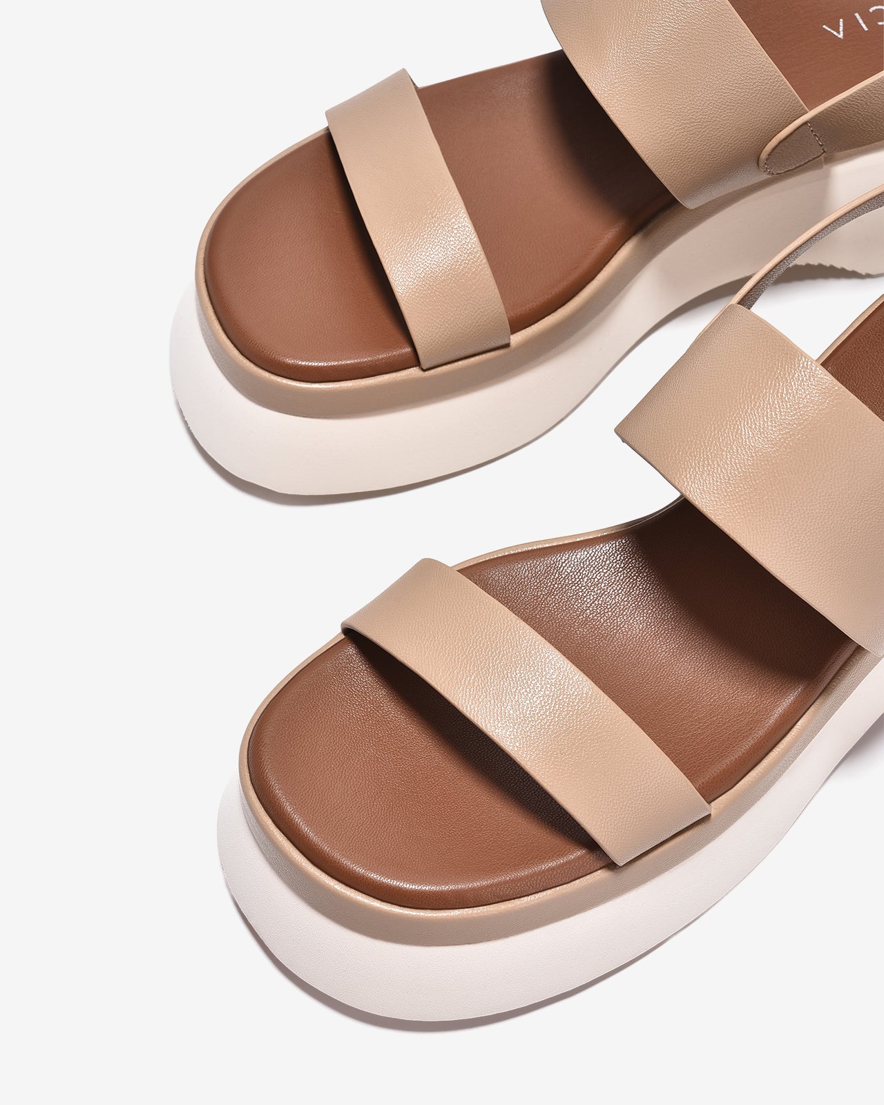 Sandal Xuồng Zucia Hai Quai Ngang Đính Logo-STH99-Cafe Color1