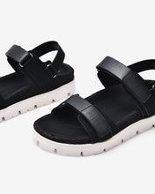 Giày Sandals Zucia Quai Dán Đế Phối Cói-STH92Đen Color1