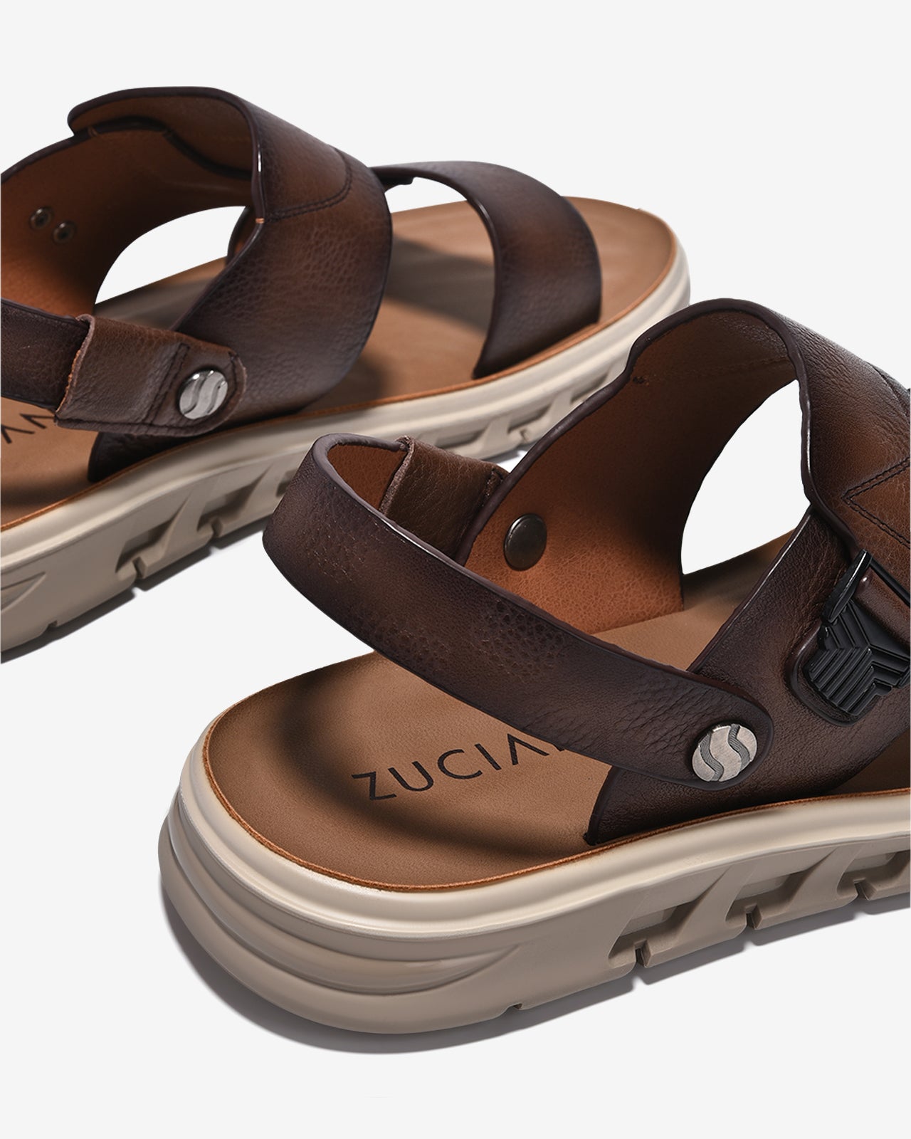 Giày Sandal Nam Zuciani Quai Da Dập Vân-SCF64Nâu Color1