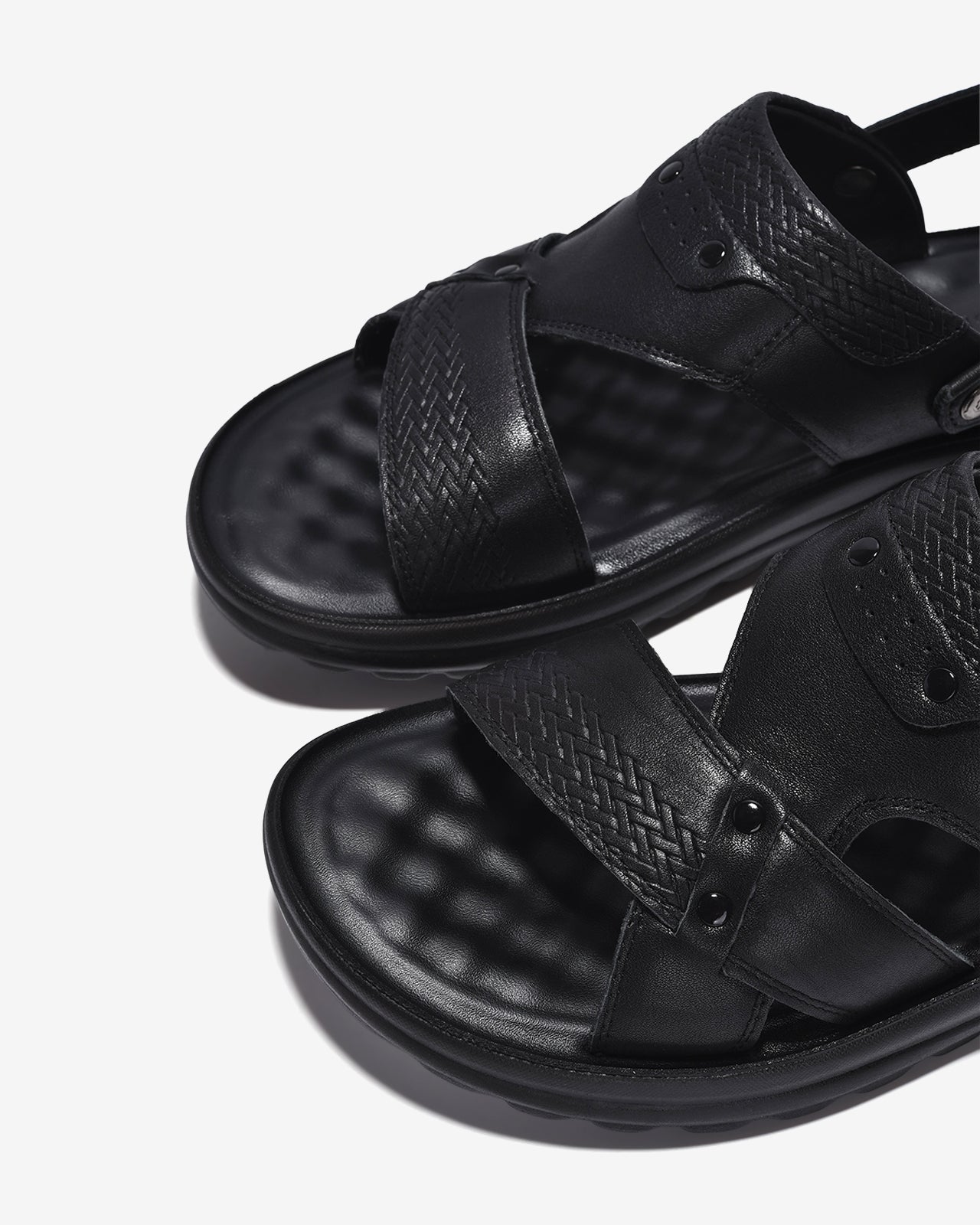 Sandal Nam Zuciani Da Mềm Quai Bản To-SRD62Đen Color1