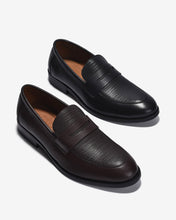 Giày Nam Penny Loafer Dập Vân-G01A8Đen Color1