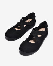 Giày Thể Thao Nữ Zucia Quai Chéo Lót Êm-GRXC8Đen Color1
