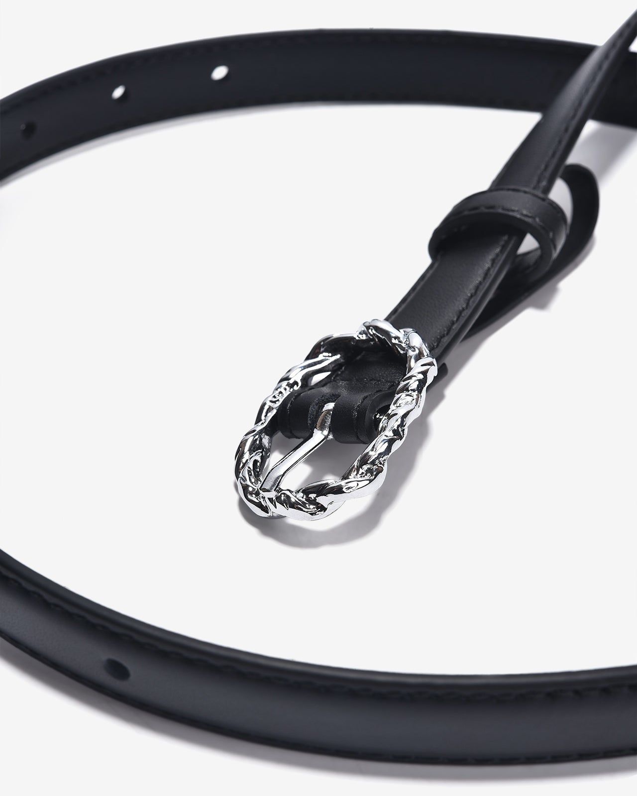 Nịt Da Nữ Zucia Khóa Hình Oval Uốn Lượn-TD24-Đen Color1