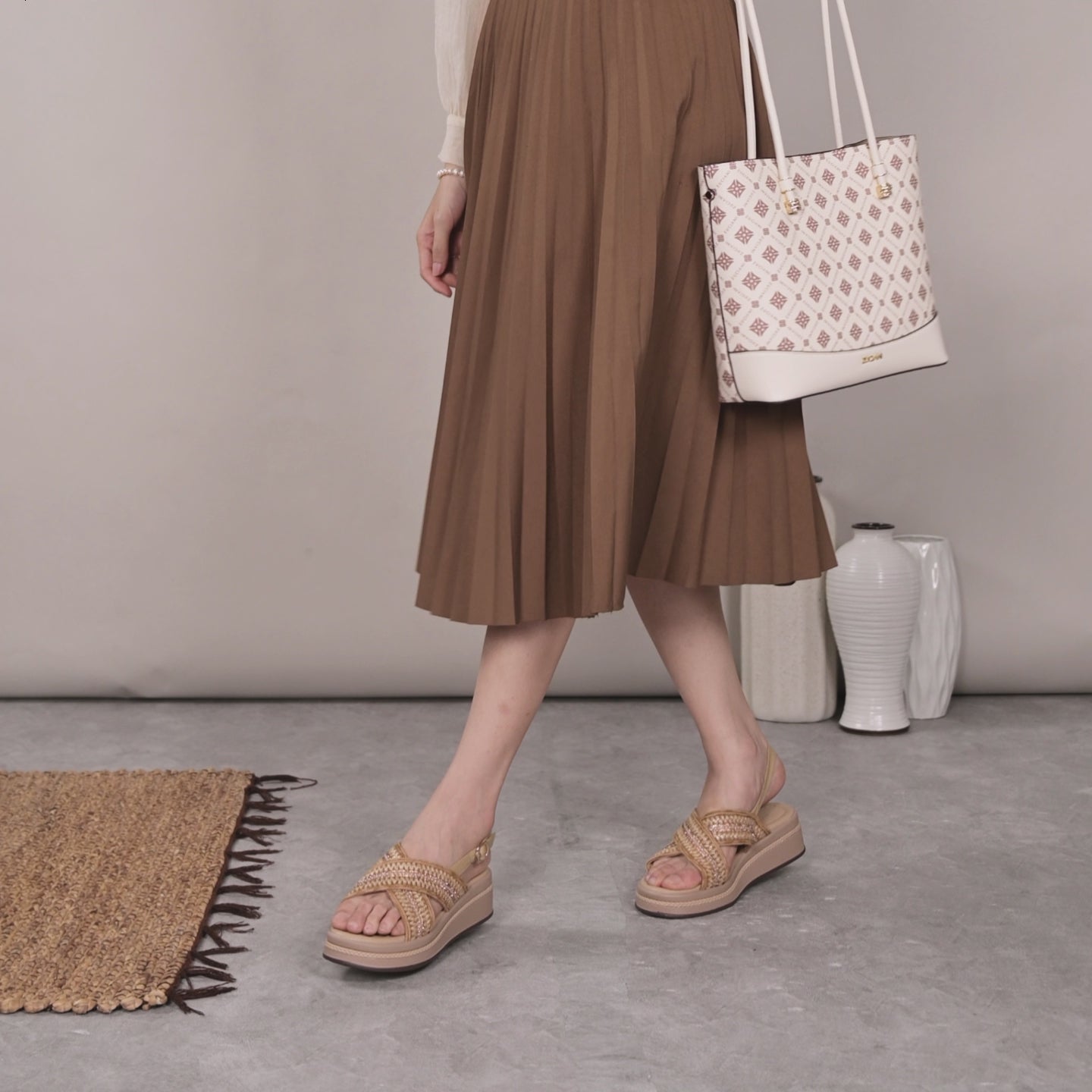 Giày Sandal Xuồng Zuciani Quai Cối Đính Châu