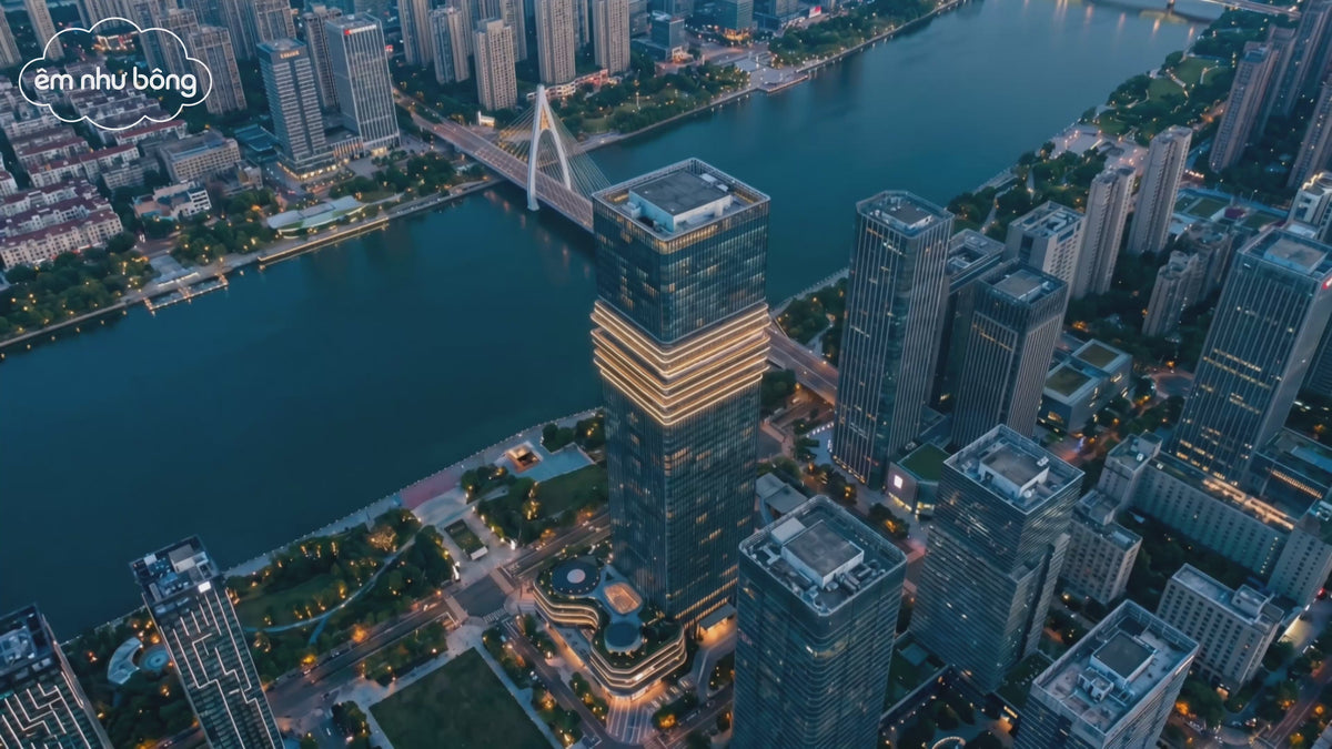 THẤU HIỂU DÁNG CHÂN NGƯỜI VIỆT