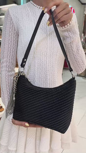 Túi Xách Đeo Vai Hobo Phối Charm Zucia The Luminara N12