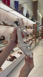 Sandal Cao Gót Zucia Quai Mảnh Đính Nơ Phối Đá