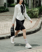 Túi Xách Tay Đeo Chéo Zucia The Rain Runner N42-HY42-Đen Color1