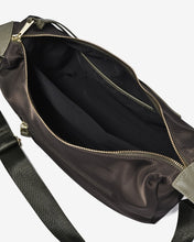 Túi Đeo Vai Zucia The Rain Runner N49-HY49Xanh Lá Color1