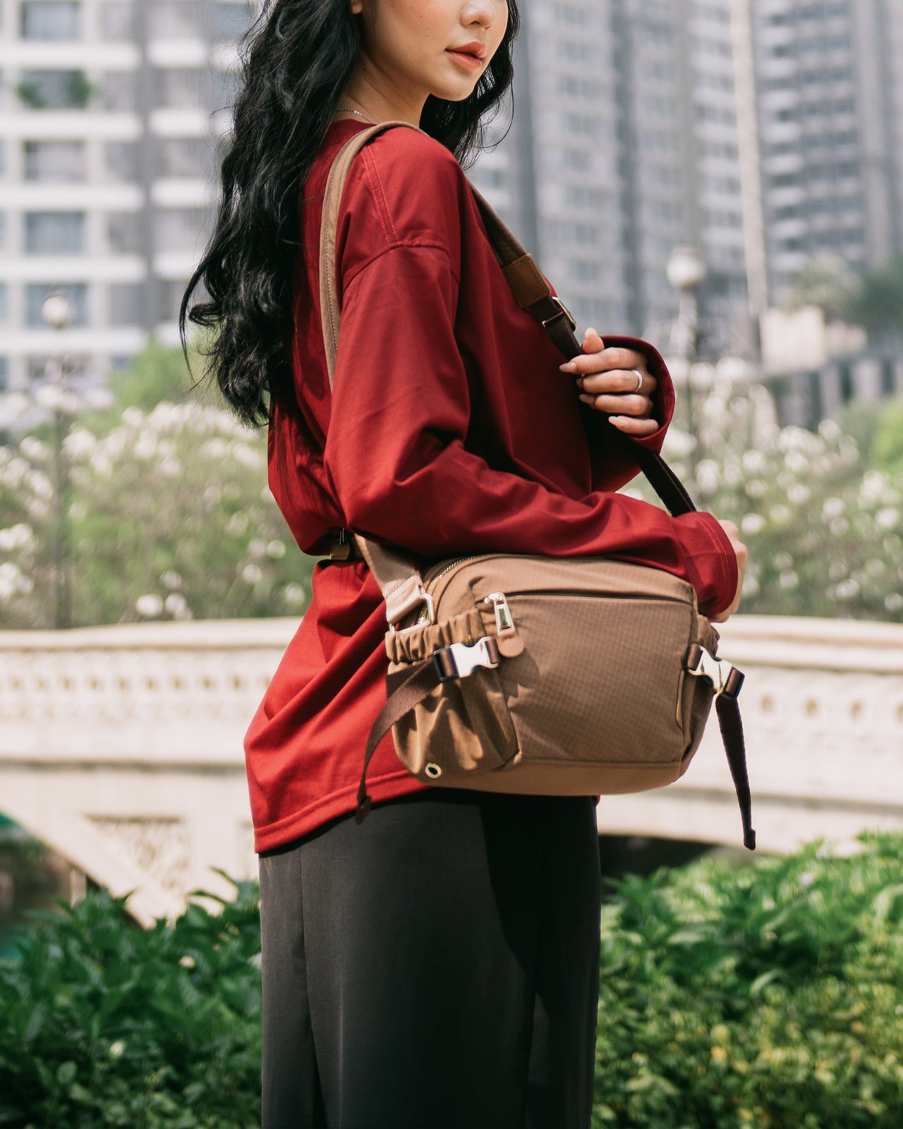 Túi Đeo Vai Zucia The Rain Runner N51-HY51Nâu Color1