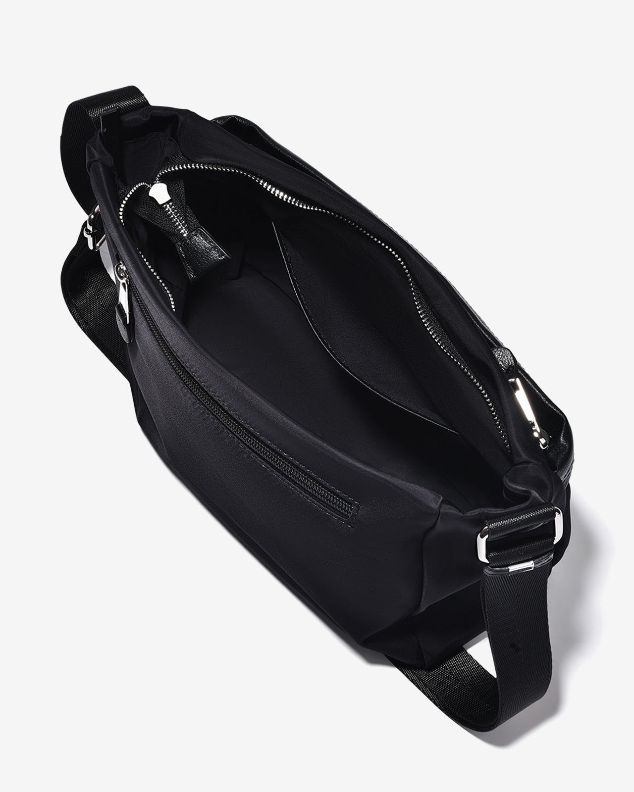 Túi Đeo Vai Zucia The Rain Runner N66-HY66Đen Color1
