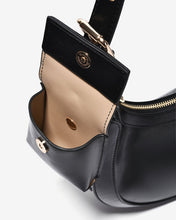 Túi Xách Tay Đeo Chéo Dáng Lưỡi Liềm Zucia L'amant N11-JC17-Đen Color1