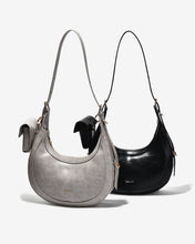 Túi Xách Tay Đeo Chéo Dáng Lưỡi Liềm Zucia L'amant N11-JC17-Đen Color1