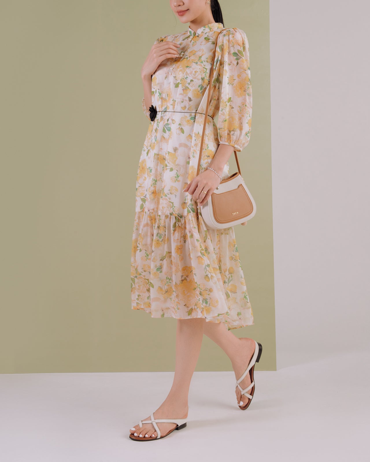 Túi Đeo Chéo Zucia Absolute Beauty N10-JC58-Kem Color1