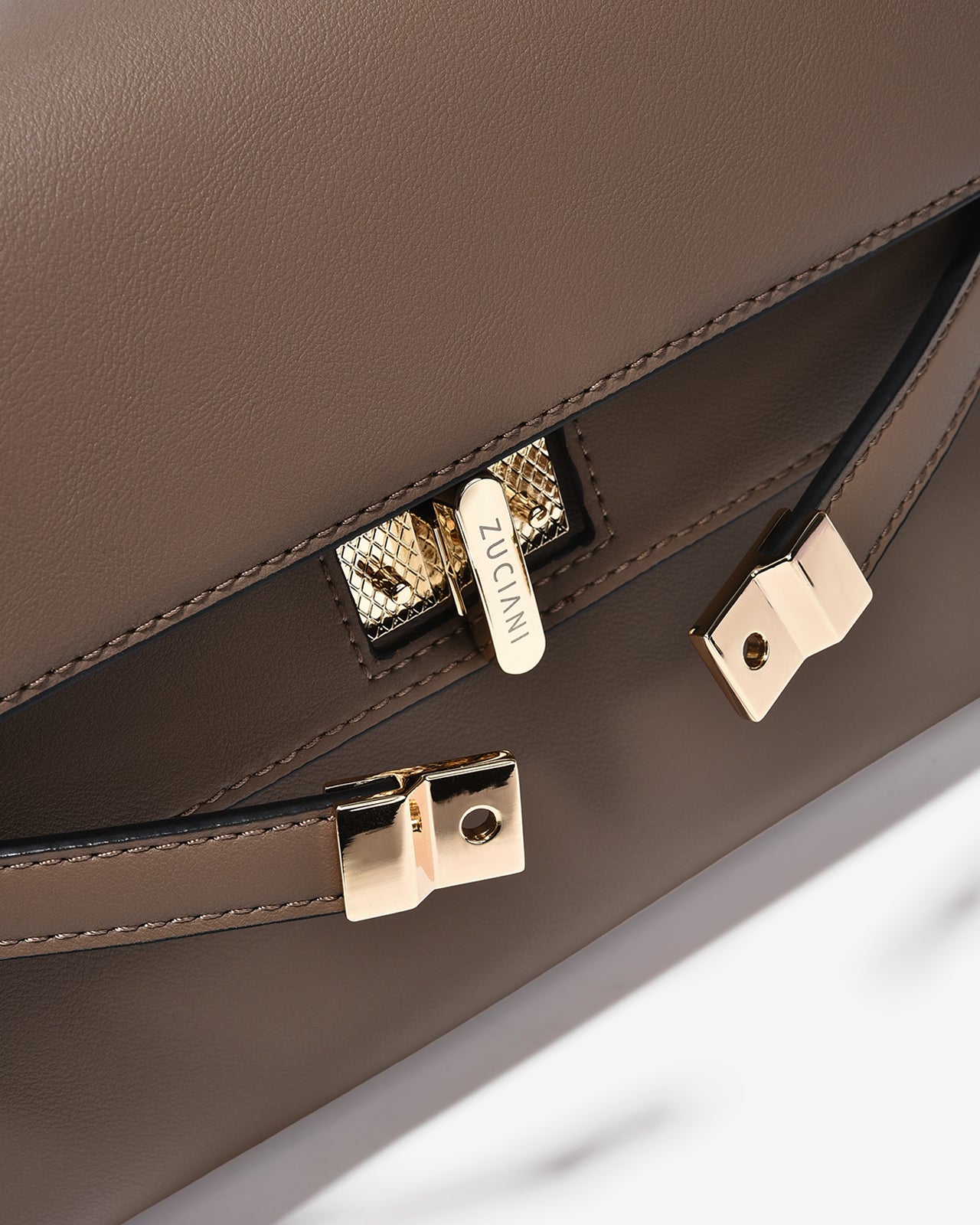 Túi Đeo Chéo Dáng Hộp Zuciani The Artisan N02-JC30-Nâu Color1