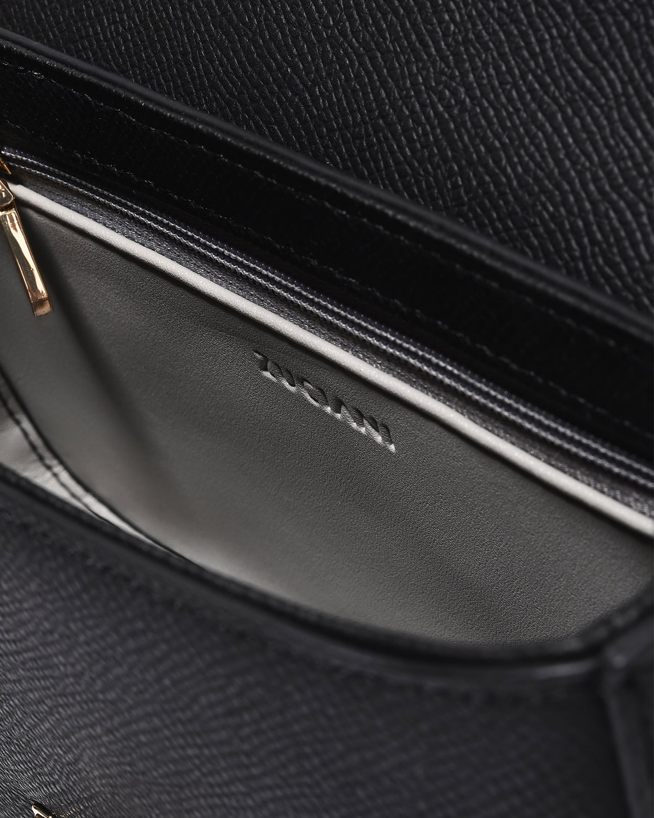 Túi Đeo Chéo Cầm Tay Zuciani Modern Divine N01-JC62-Đen Color1