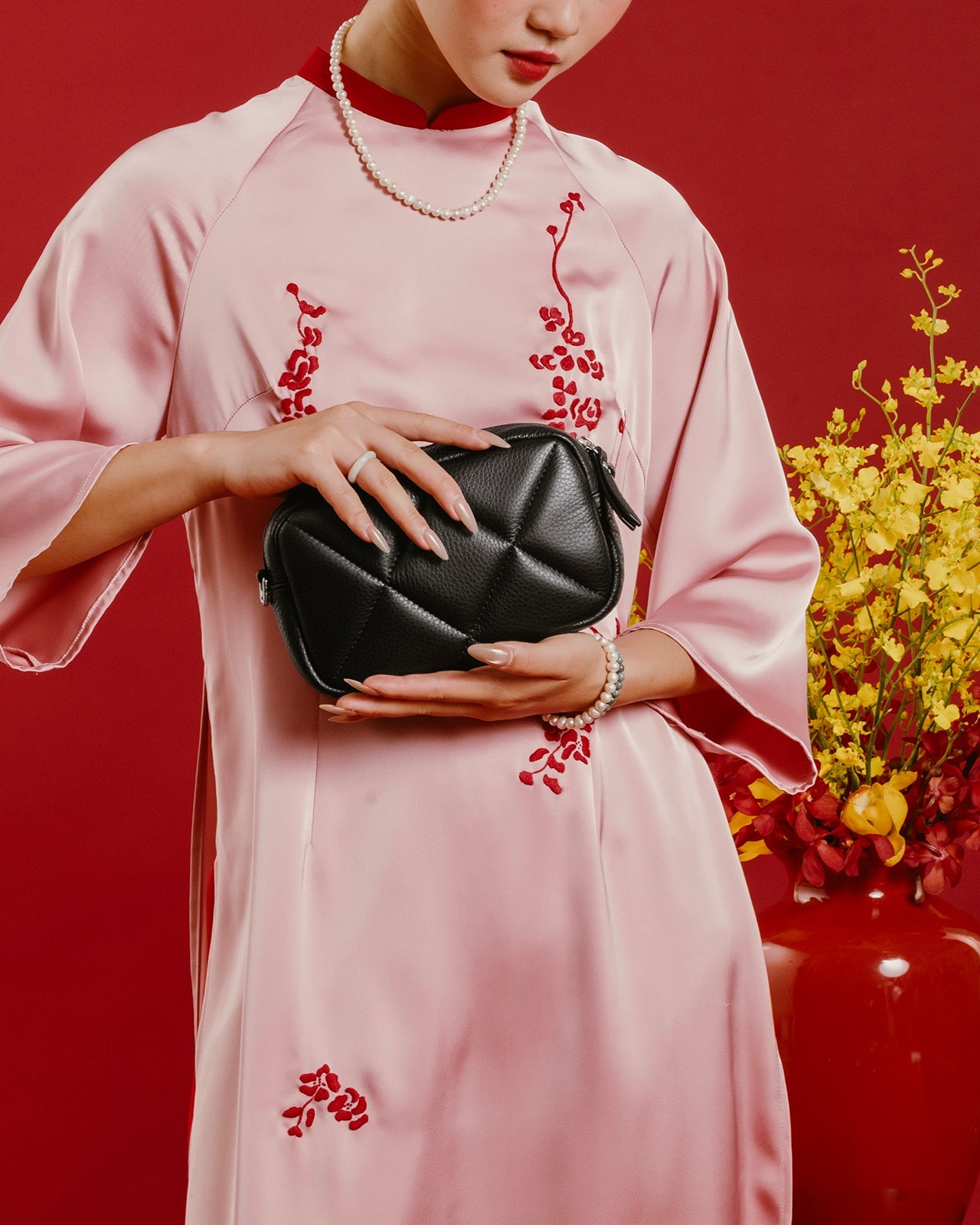 Túi Đeo Chéo Hình Oval Zuciani The Aurum Elegantia N22-TM22Đen Color1