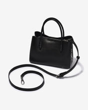 Túi Xách Nữ Phom Mềm Zucia Urban Muse N01-FE01Đen Color1