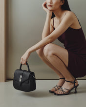 Túi Xách Tay Đeo Chéo Zucia Urban Muse N03-FE03Đen Color1