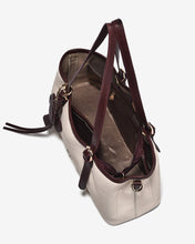 Túi Xách Zucia Dáng Tote Phối Charm Modern Divine N17-JC78Kem Color1