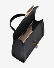 Túi Xách Tay Dáng Hộp Hoạ Tiết Đan Zucia Into You N06-VS06-Đen Color1