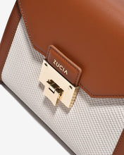 Túi Xách Tay Dáng Hộp Hoạ Tiết Đan Zucia Into You N06-VS06-Nâu Color1