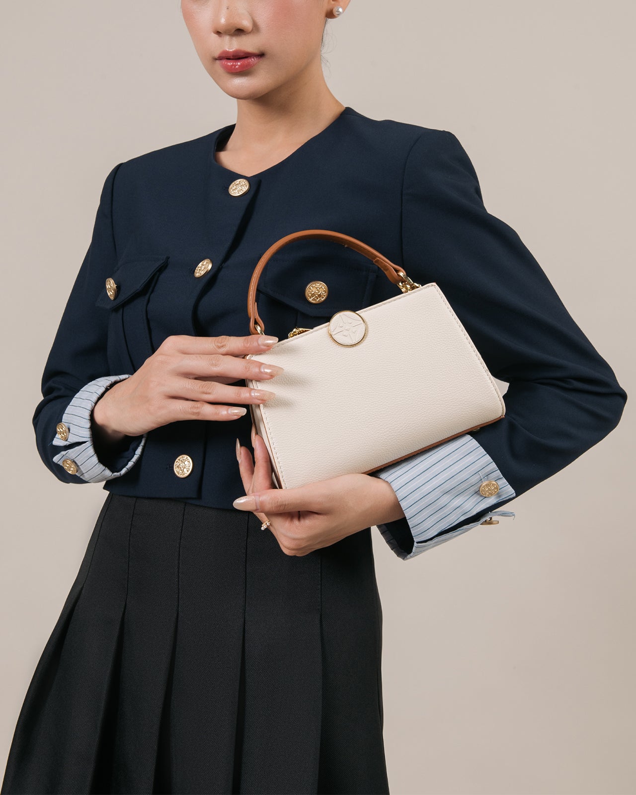 Túi Xách Tay Nữ Zucia InTo You N10-VS10-Kem Color1