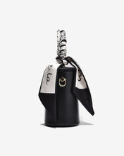 Túi Xách Tay Đeo Chéo Dáng Hộp Zucia InTo You N16-VS16-Đen Color1