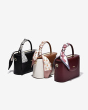 Túi Xách Tay Đeo Chéo Dáng Hộp Zucia InTo You N16-VS16-Đen Color1