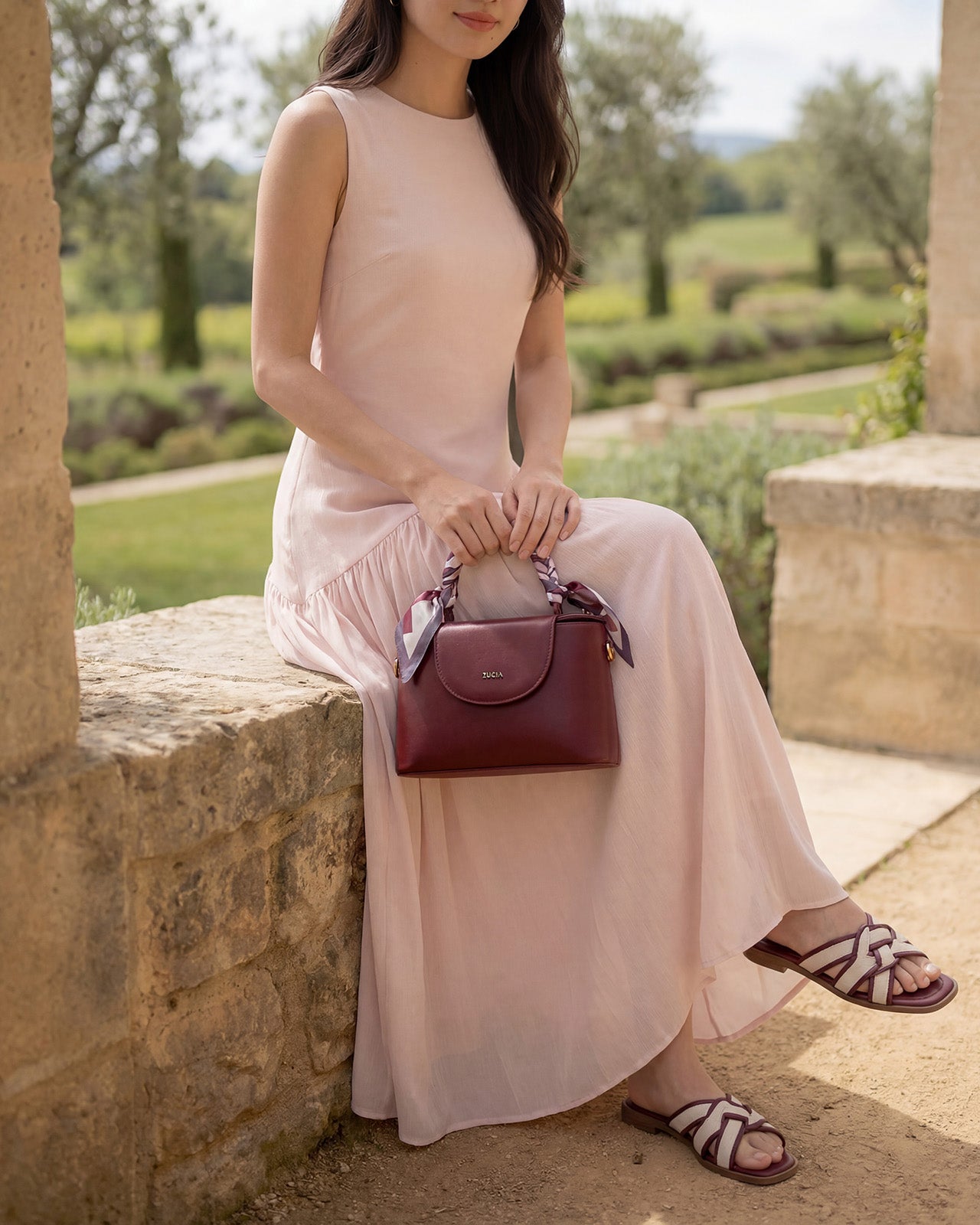 Túi Xách Tay Đeo Chéo Dáng Hộp Zucia InTo You N16-VS16Đỏ Color1