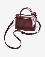 Túi Xách Tay Đeo Chéo Dáng Hộp Zucia InTo You N16-VS16Đỏ Color1