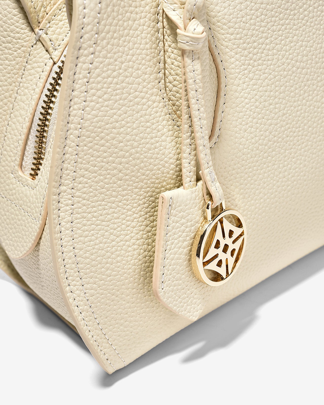 Túi Xách Tay Dáng Hobo Zuciani The Artisan N07-JC35-Kem Color1