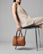 Túi Xách Nữ Hobo Zuciani The Aurum Elegantia N08-JYQ8Nâu Color1