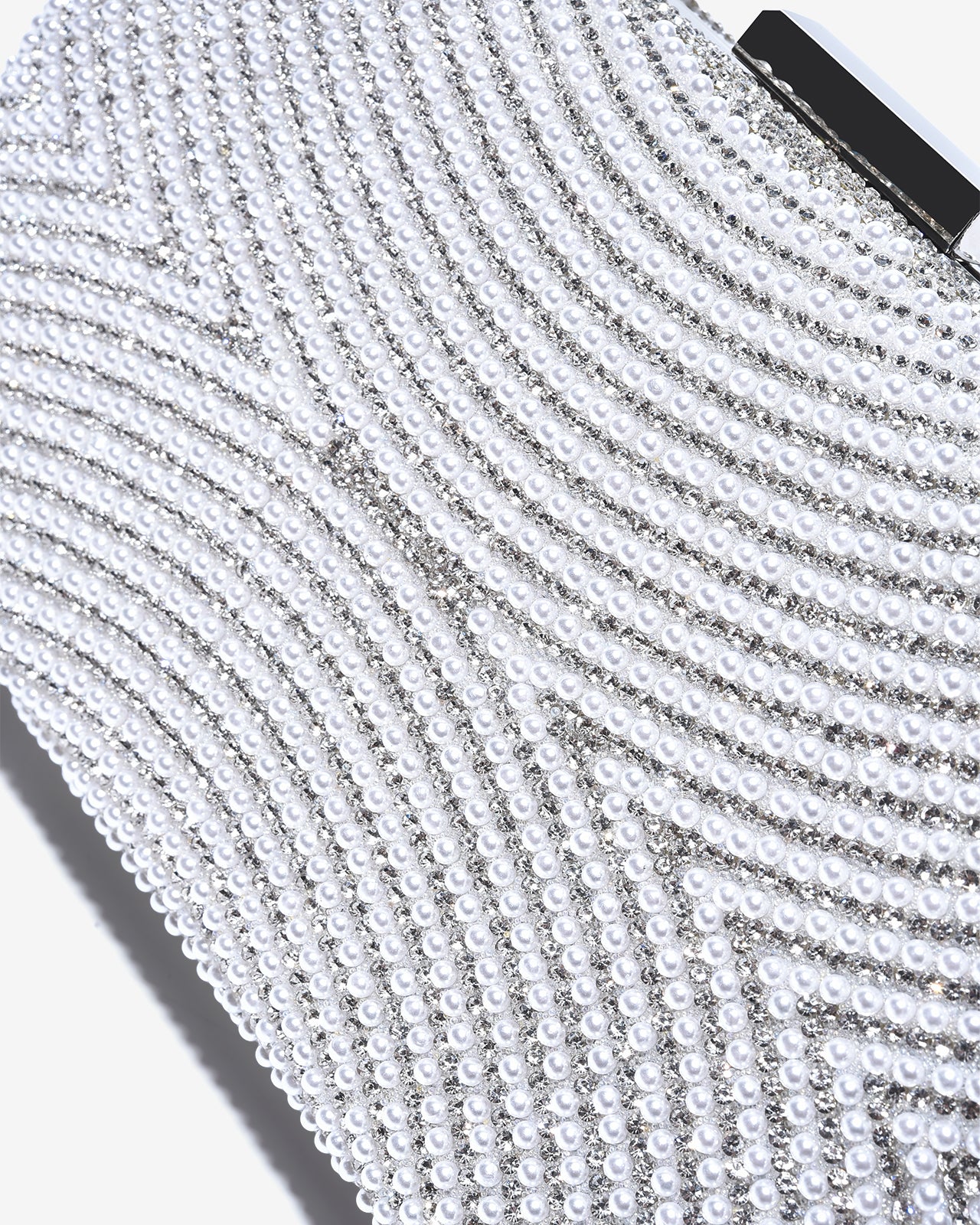 Ví Cầm Tay Nữ Dáng Hộp Phối Đá Zucia Dance With Me N10-JM10-Trắng Color1